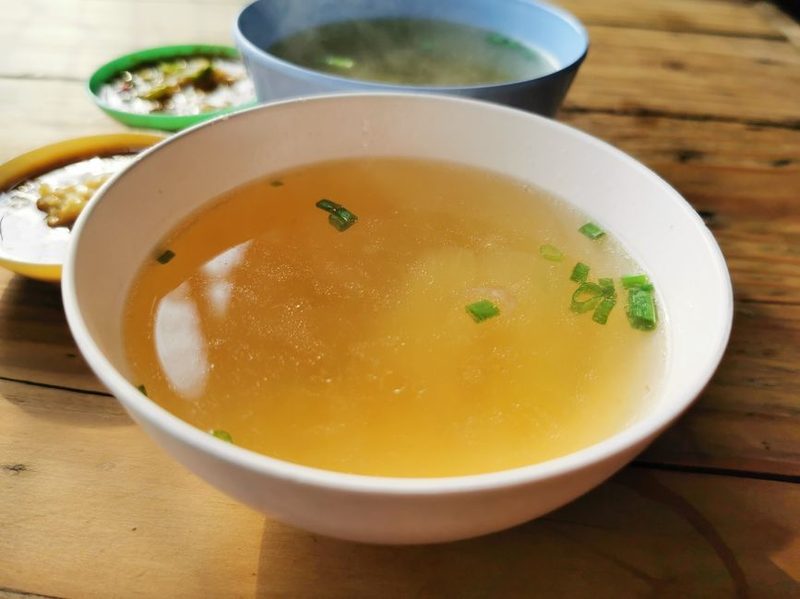 Consommé z kury zagrodowej